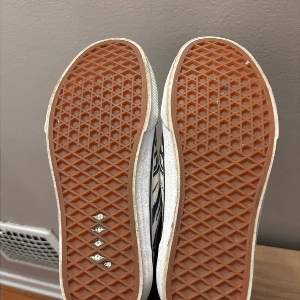 Vans Black and Leopard Pattern Sneakers - Picture 4 of 4
